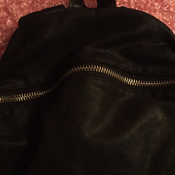 Mac Make up Leather Back pack - Picture 7 of 11